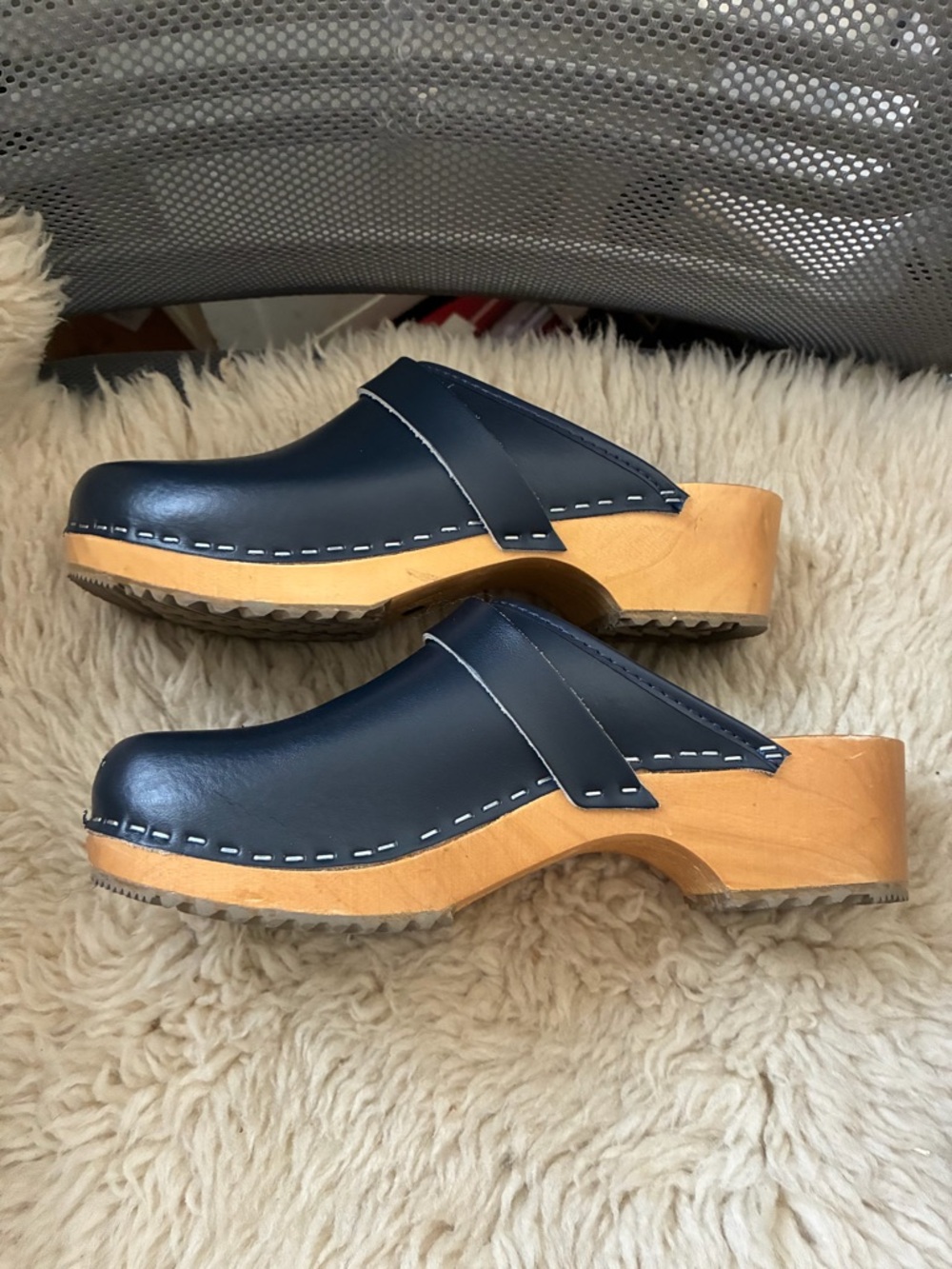 BJORK Clogs. Size 8 - Picture 3 of 6